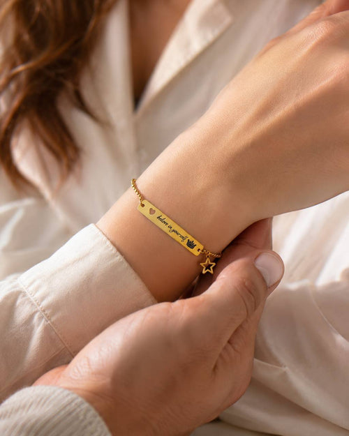 Personalized Engraved Bar Bracelet for Women